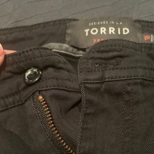 Black Torrid Capris 18